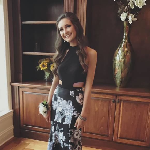 Meet your Posher, Madie - Picture 1 of 1